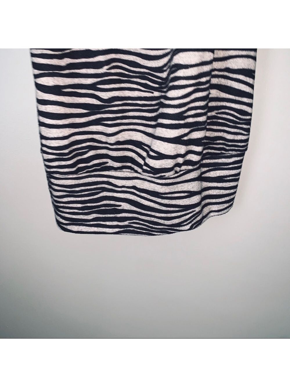 TWENTYONE animal print sleeveless top - Picture 5 of 11